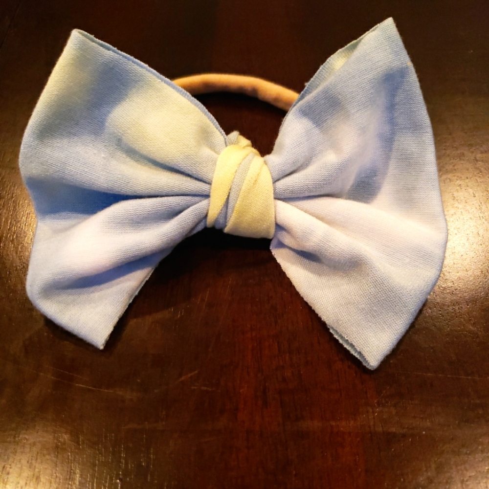 Ukraine 🇺🇦  Inspired  baby bow